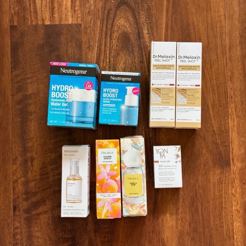 BUNDLE SKINCARE PRODUCTS ALL BRANDNEW AND SEALED • check photos for more